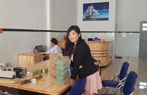 Khách hàng tại phòng công chứng Phú Quốc