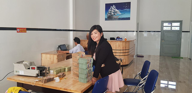 Khách hàng tại phòng công chứng Phú Quốc