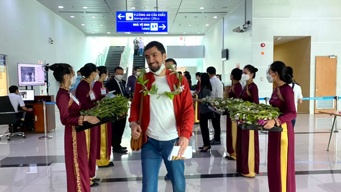 Đoàn khách Uzbekistan đến Phú Quốc ngày 25.12 Đoàn khách Uzbekistan đến Phú Quốc ngày 25.12